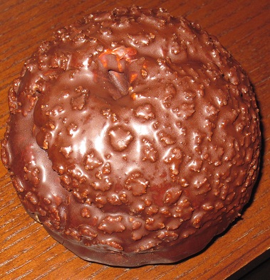 チョコクッキーシュー（ホイップ＆カスタード）