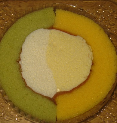 スプーンで食べるプレミアムロールケーキ（ハーフ＆ハーフ）徳島県産すだち 広島県産レモン（チーズクリーム）