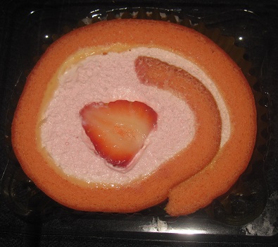 いちごのロールケーキ